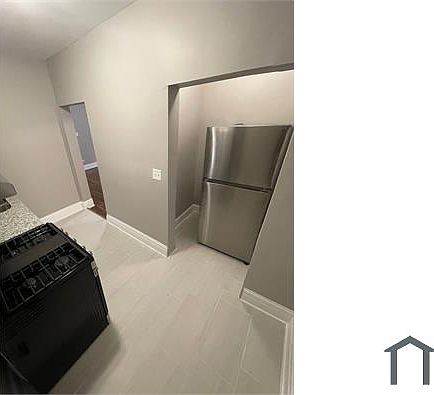 1st image of 11023 S Vernon Ave #1D