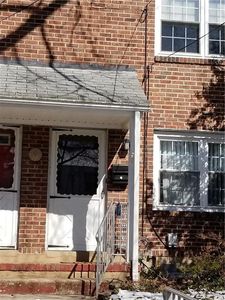 41 Victory Ct, Metuchen, NJ, 08840
