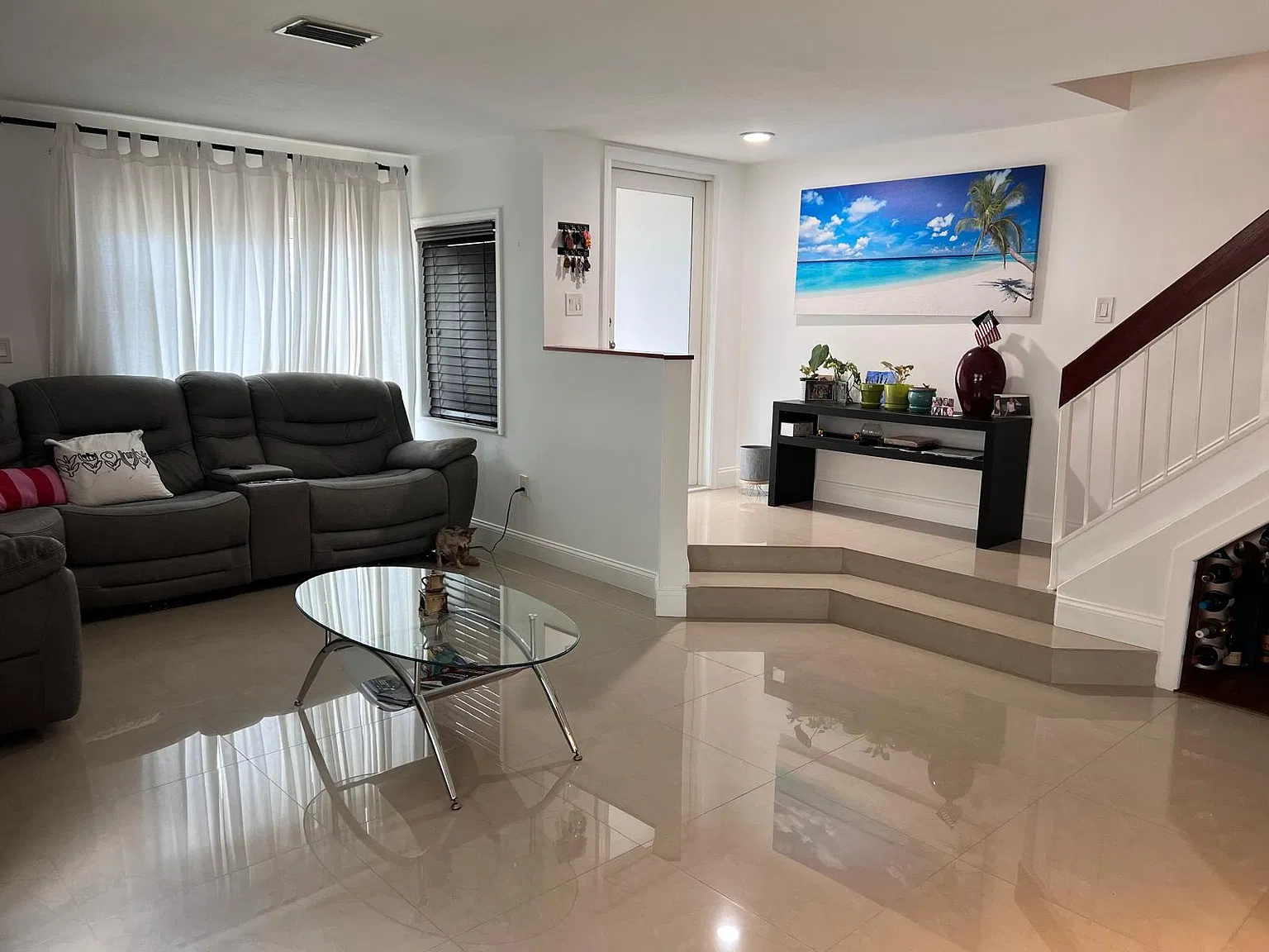 3 bed, 2.5 bath, 1523 sqft, $3,100 — Photo 2