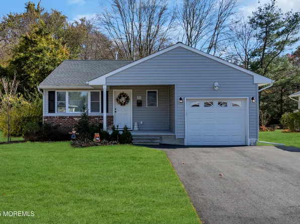 50 Golden Glow Circus, Toms River, NJ 08755