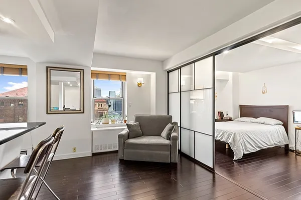 Sold by Compass | media 2