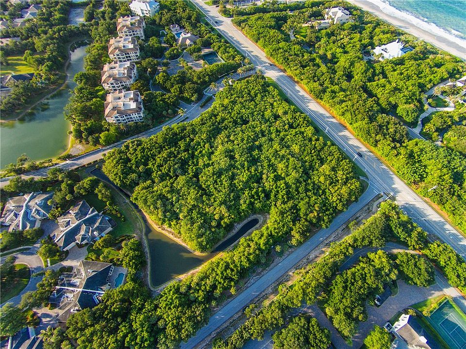 1st image of 900 River Club Dr #A1a