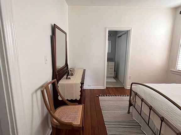5th image of 2742 Hyde Park Ave #1
