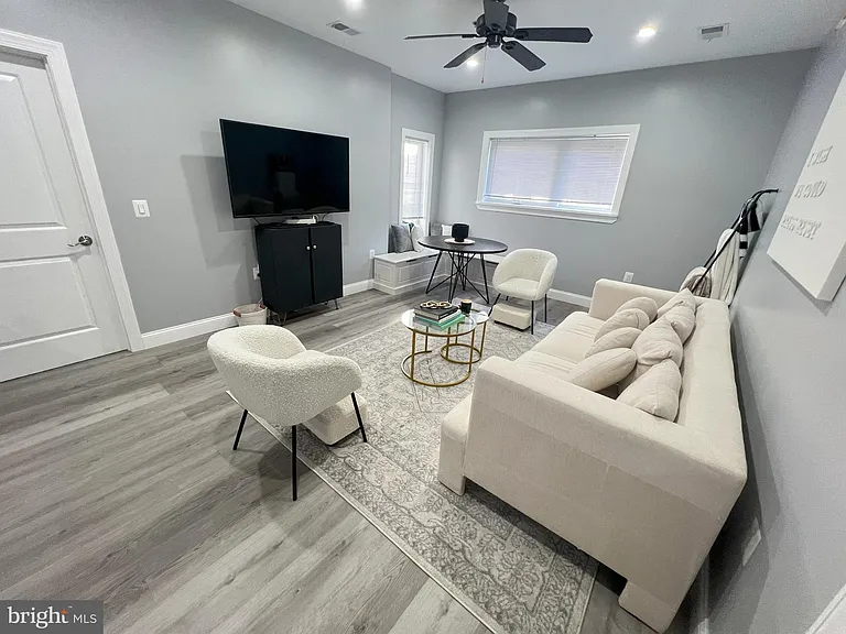 1611 Ridge Ave #3 — Photo 15