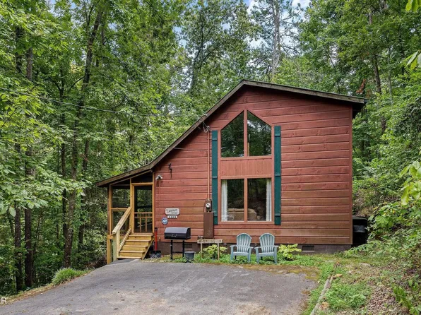 2148 Little Valley Rd #L, Pigeon Forge, TN 37862