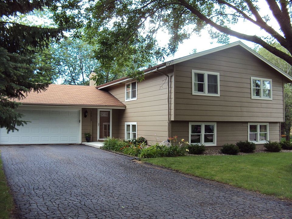 1st image of 12812 Country View Ln
