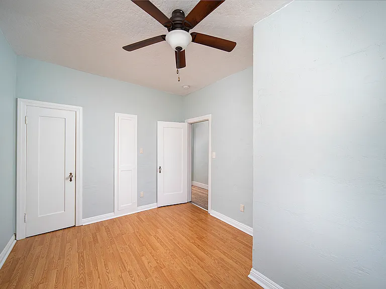 717 Gaviota Ave — Photo 7