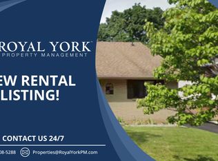 608 Thornwood Ave #2, Burlington, ON L7N3B8