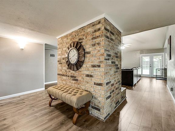 3rd image of 3408 Forest Creek Dr