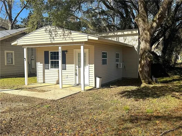 13151 Cleveland St, Folsom, LA 70437