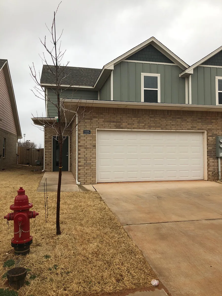 Building Photo - 2125 Camino Del Plaza Ln #2125