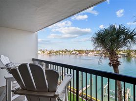 9495 Blind Pass Rd, Saint Pete Beach, FL