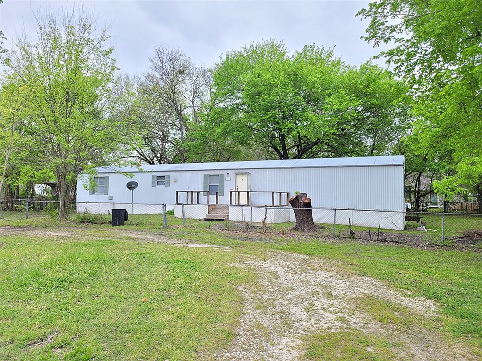 1st image of 925 Redoak Dr