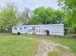 925 Redoak Dr, Quinlan, TX 75474