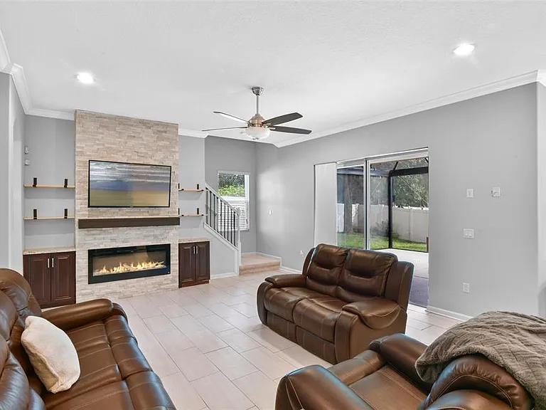 410 Sauvignon Way — Photo 13