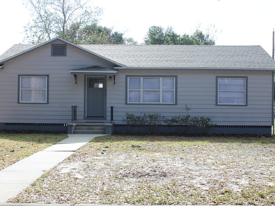 1st image of 1048 Oakhill St