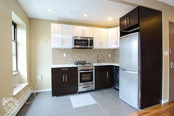 Rented by MySpaceNYC | media 14