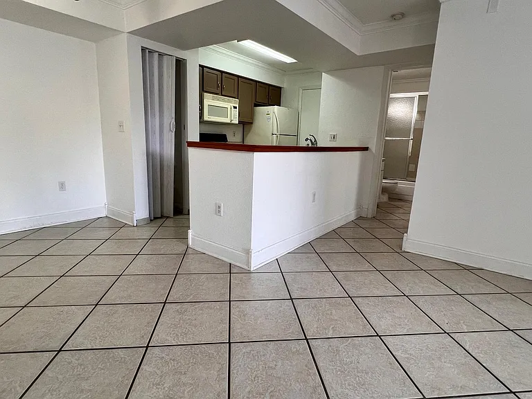 3004 Parkway Blvd #209 — Photo 24
