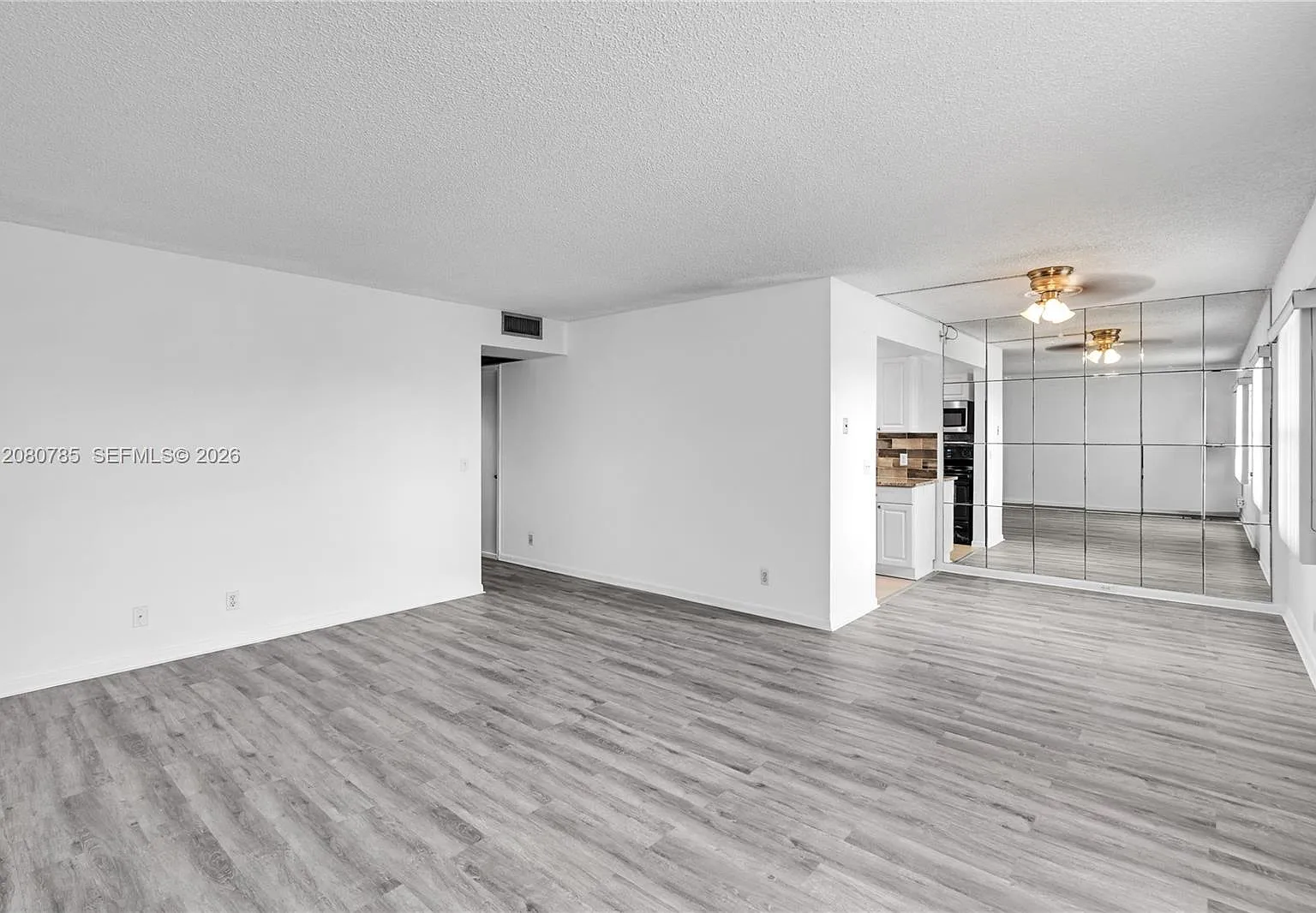 New Hampton At Century Vi — Photo 2