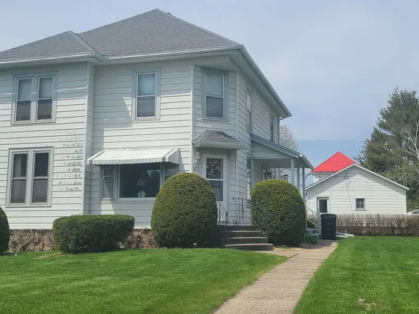 329 W Williams St, Postville, IA 52162