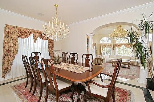 Elegant Dining Room
