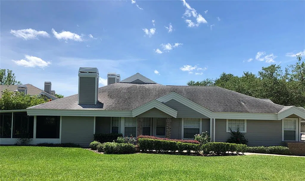 3 bed, 2.0 bath, 1398 sqft, $2,395 — Photo 1