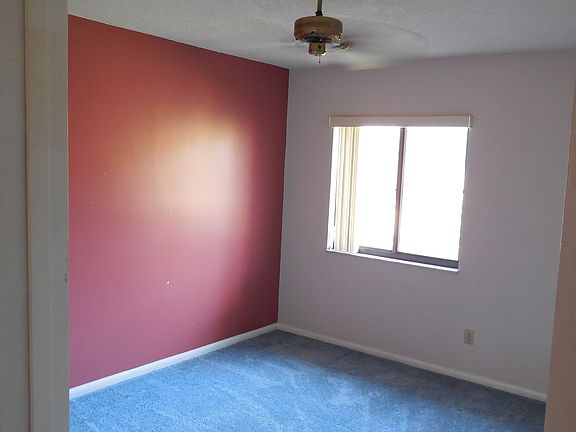 3rd image of 670 Midway Dr #B