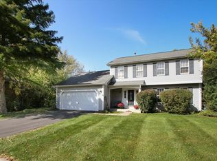 586 Liberty Ave, South Elgin, IL 60177