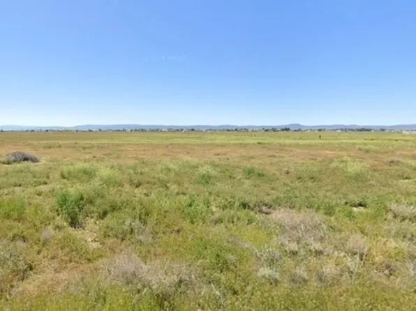 7208 Gaskell Rd, Rosamond, CA 93560