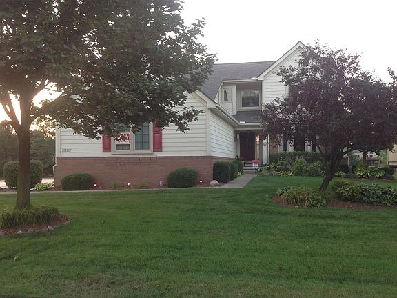 2nd image of 17281 Lake View Cir #86