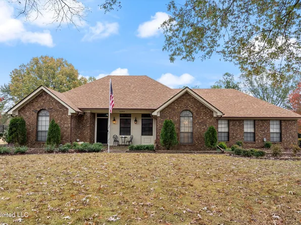 8240 Summerwood Cir, Olive Branch, MS 38654