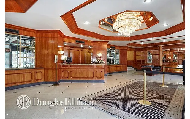 Sold by Douglas Elliman | media 27