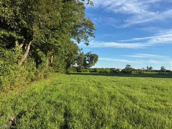 7496 Yellow Hammer Rd, Zuni, VA 23898