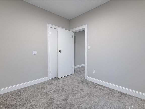 5th image of 2113 Winton St