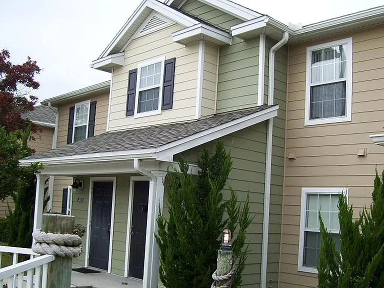 212 Cape Cod Dr — Photo 1