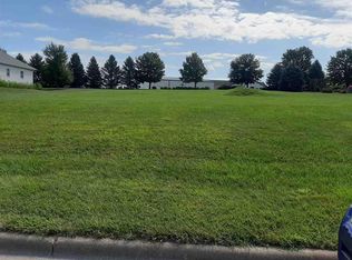 1365 Reddy Dr #25, Platteville, WI 53818