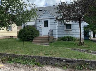 413 8 1/2 St S, Virginia, MN 55792