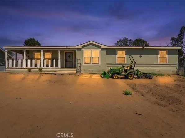 34715 Empty Saddle Trl, Hemet, CA 92544