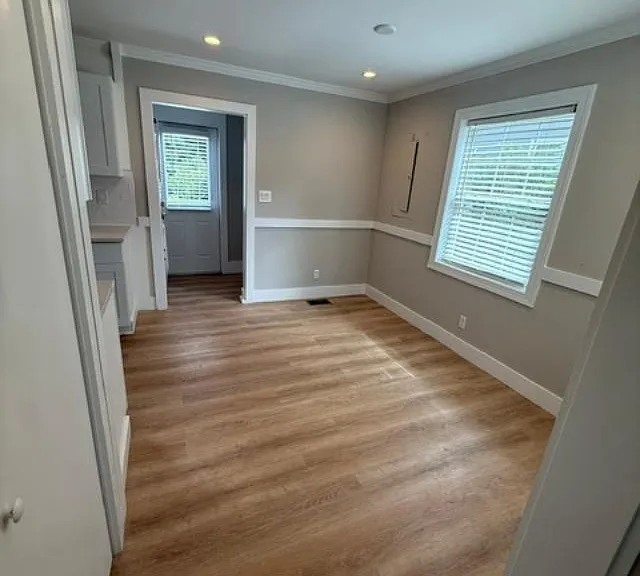 3419 Keswick Dr — Photo 8