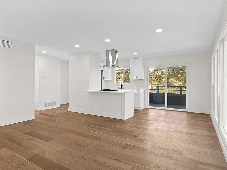 40 Leafwood Cir #42 — Photo 20