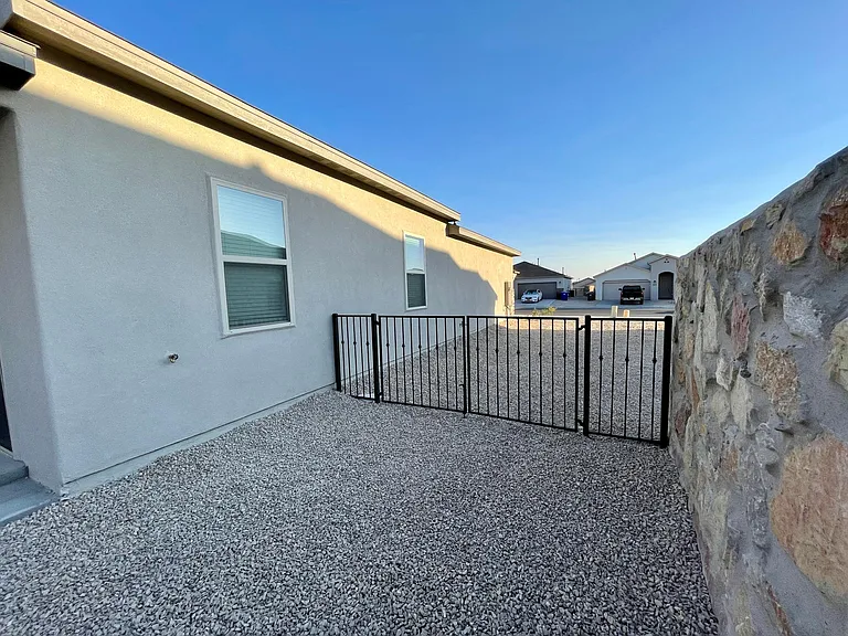 4580 Alamo Canyon Cir — Photo 28