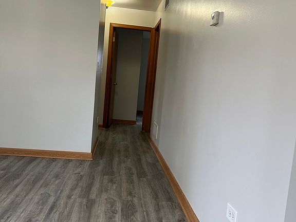 4th image of 108 Shabbona Dr