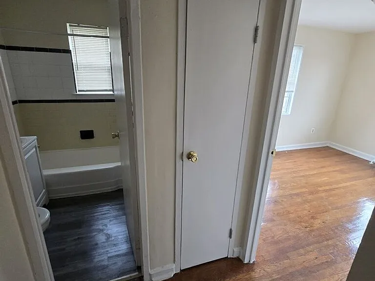 136 Kenilworth Ave NE — Photo 8