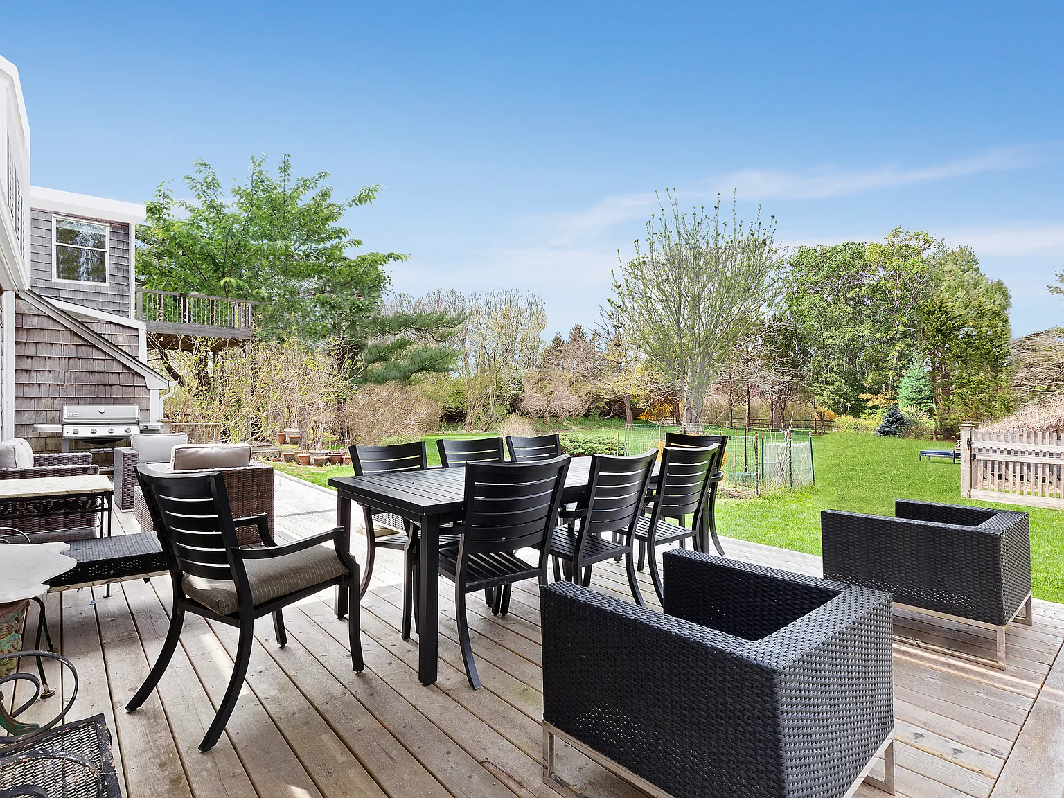Sun Drenched Bridgehampton Rental — Photo 2