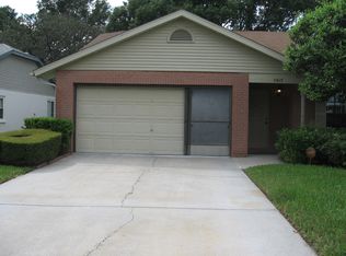 11615 English Elm Dr, New Port Richey, FL 34654