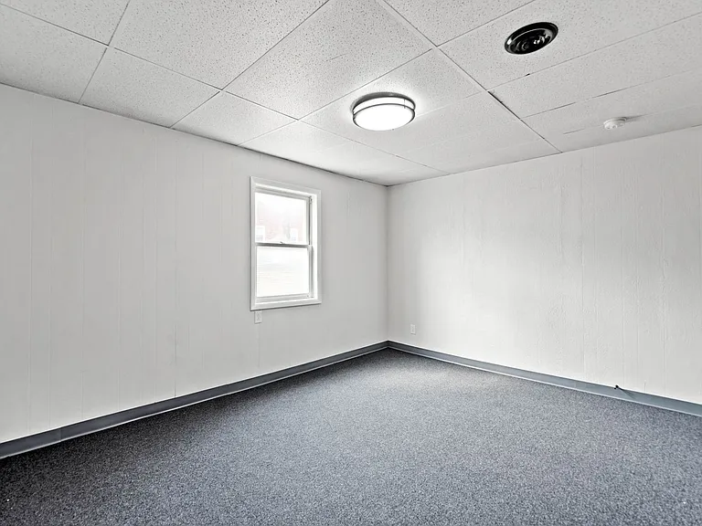412 Mill Street — Photo 7