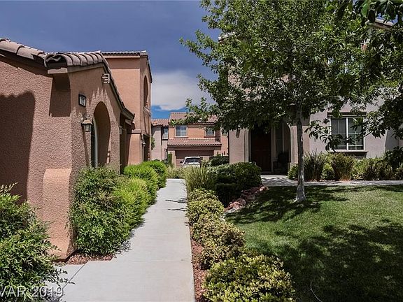 3rd image of 11414 Newton Commons Dr Unit 102