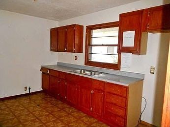 3rd image of 3024 Mona St