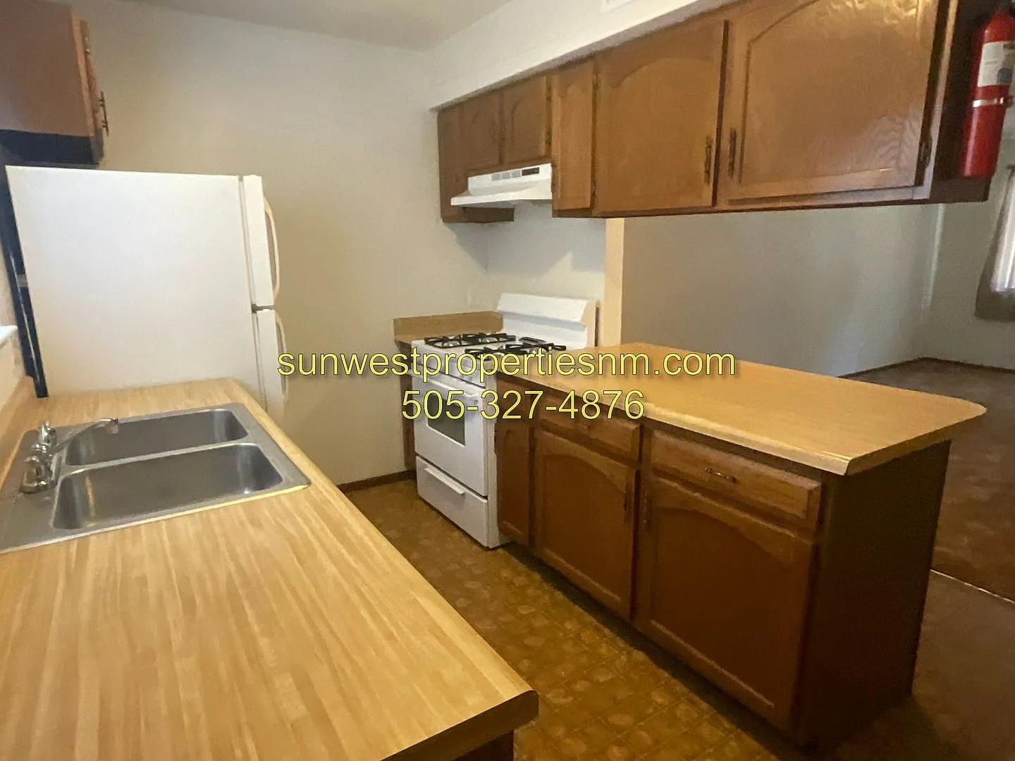 Locke Ave. N. 518 — Photo 4