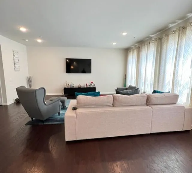 733 Sun Valley Ct — Photo 10